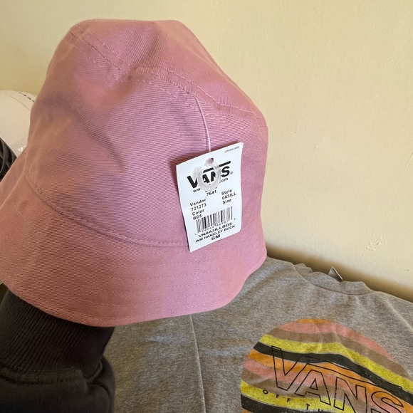 Vans Off the Wall sweatshirt & bucket hat set girls sz small. Adorable! New! - Picture 11 of 12